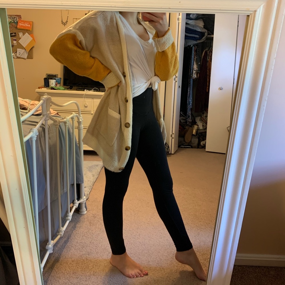 never worn cardigan from buckle